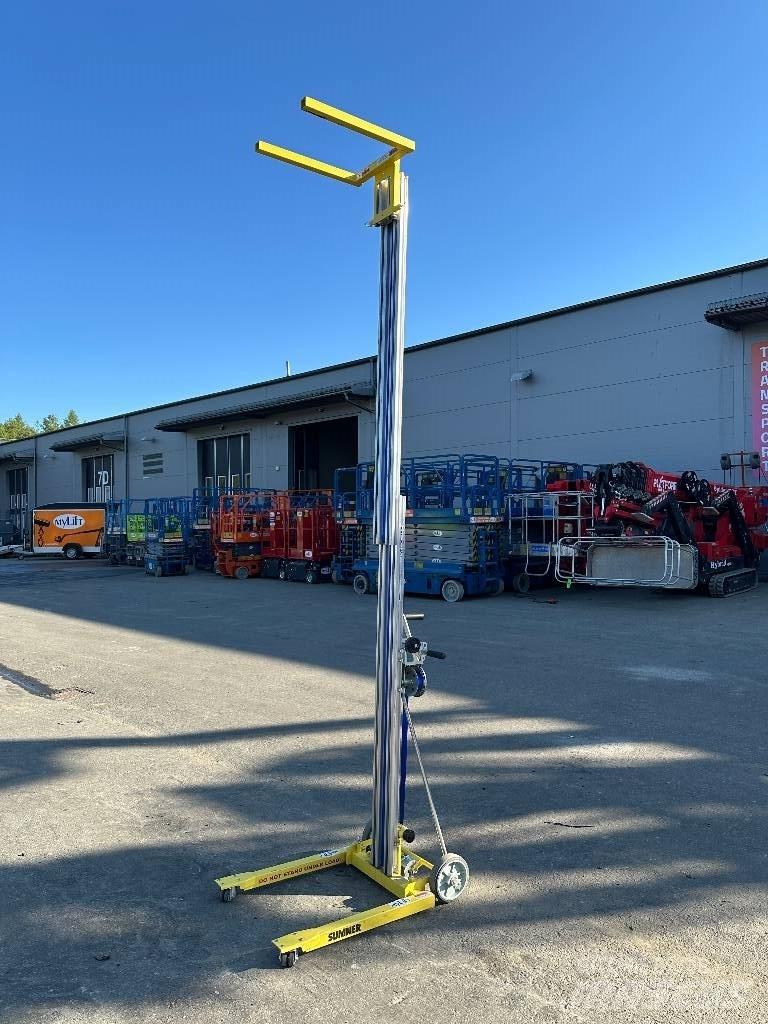 Sumner 2210 Used Personnel lifts and access elevators