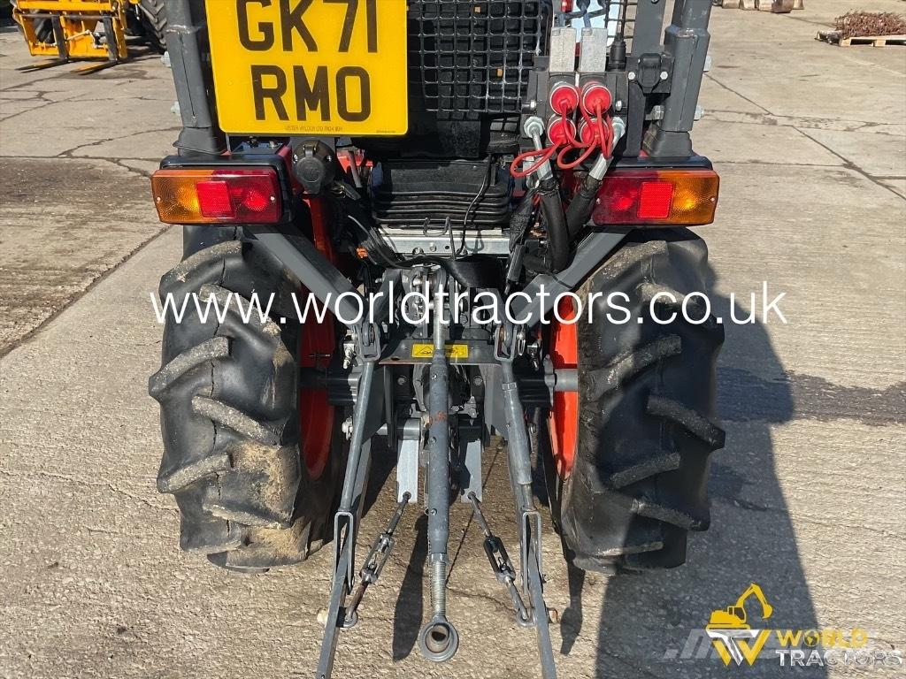 Kubota B 1241 Tractors