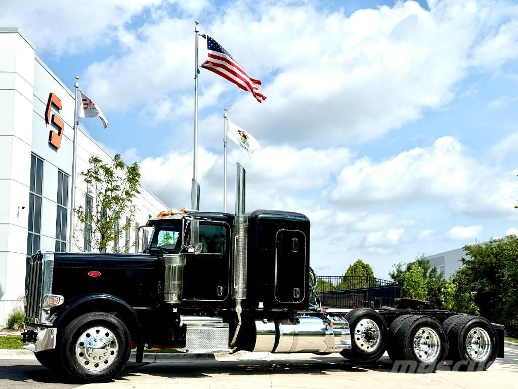 Peterbilt 389 Prime Movers