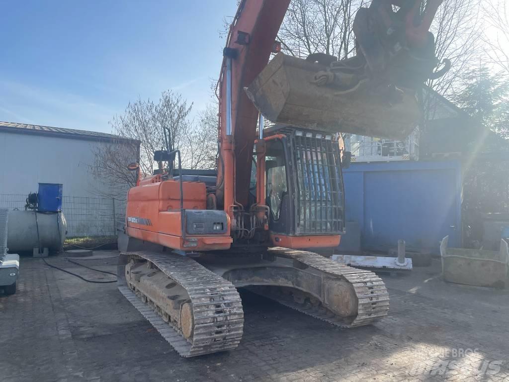 Doosan EXCA Crawler excavators