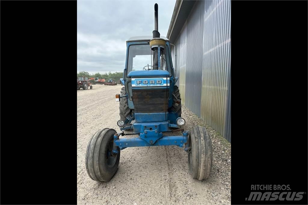Ford 6700 Tractors