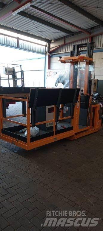  903 AC - S/N 037763 Low lift order picker