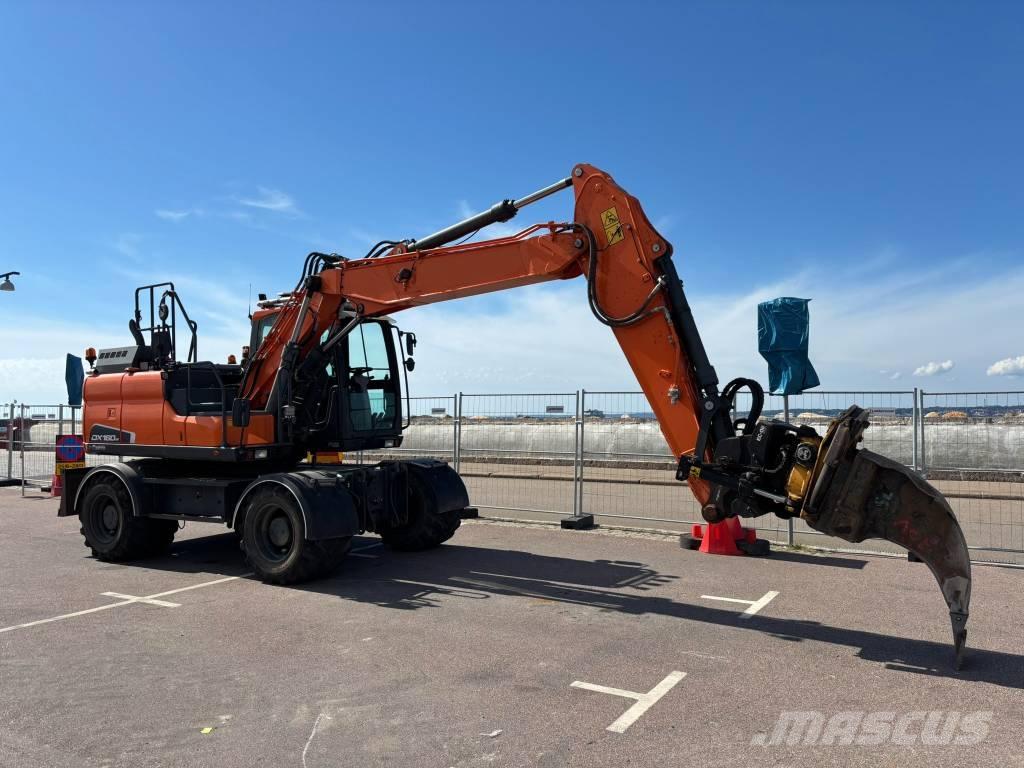 Doosan DX 160 W Wheeled excavators