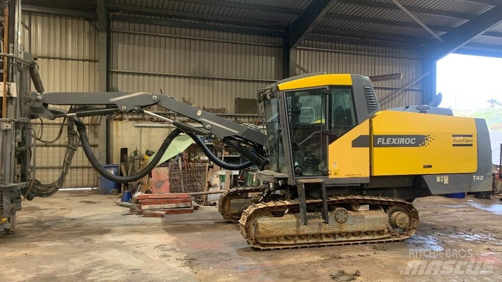 Atlas Copco T40 Surface drill rigs