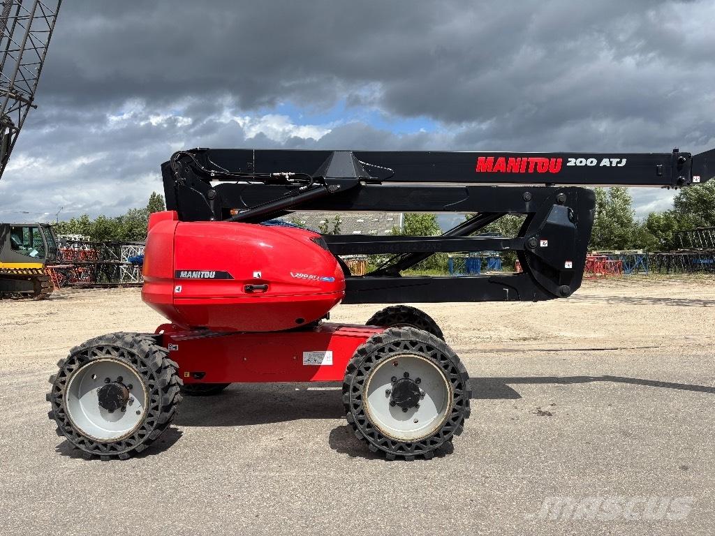 Manitou 200 ATJ Articulated boom lifts