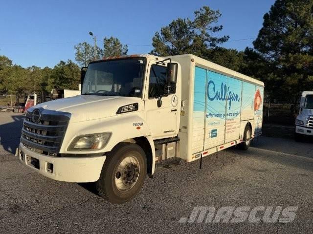 Hino 338 Beverage trucks