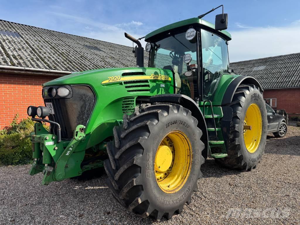 John Deere 7920 Tractors