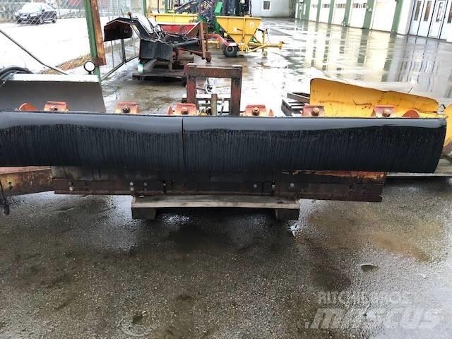 Vreten 240 Snow blades and plows