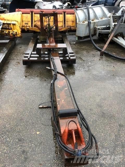 Vreten 240 Snow blades and plows