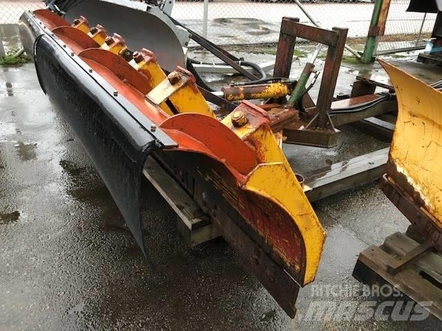 Vreten 240 Snow blades and plows