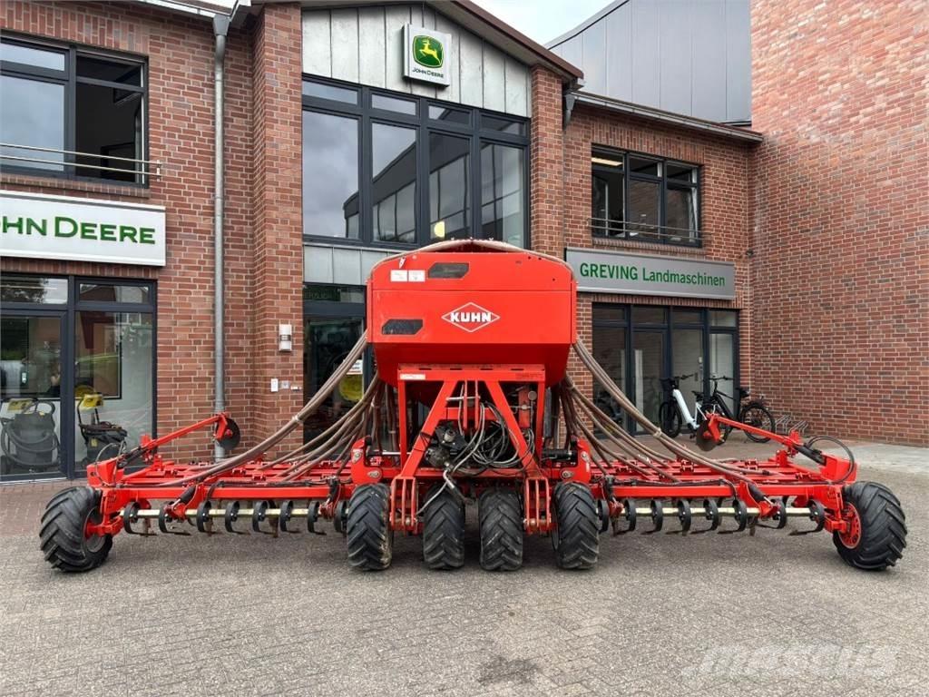 Kuhn Megant 600 Farm machinery