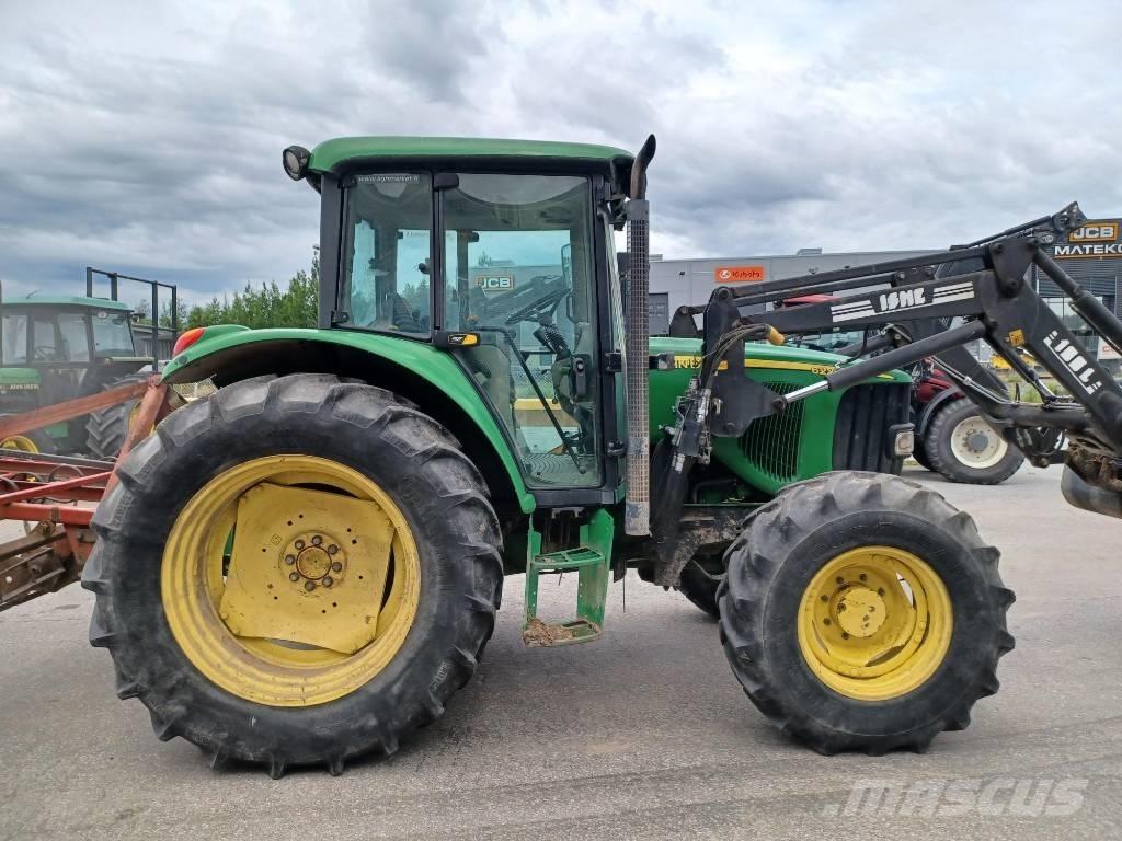 John Deere 6220 Tractors