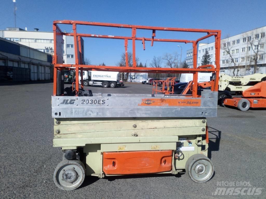 JLG 2030 ES Scissor lifts