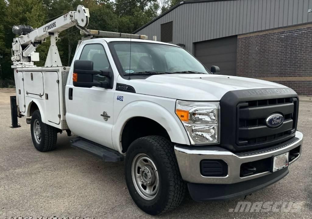 Ford F 350 XL SD Track mounted cranes