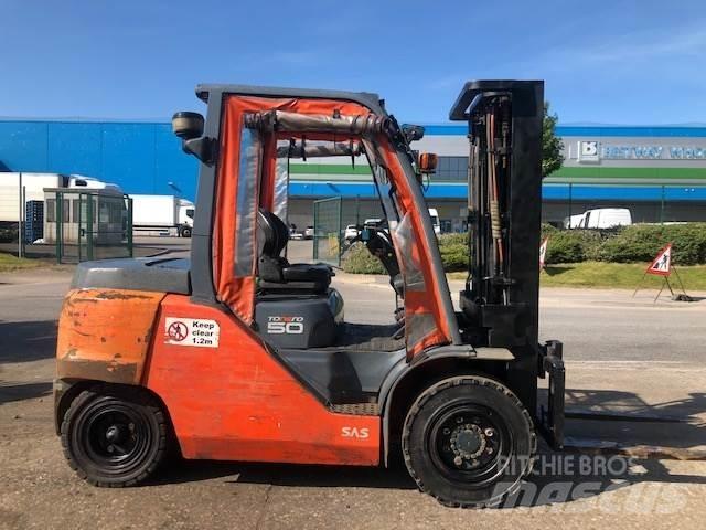 Toyota 40-8FD45N Diesel trucks