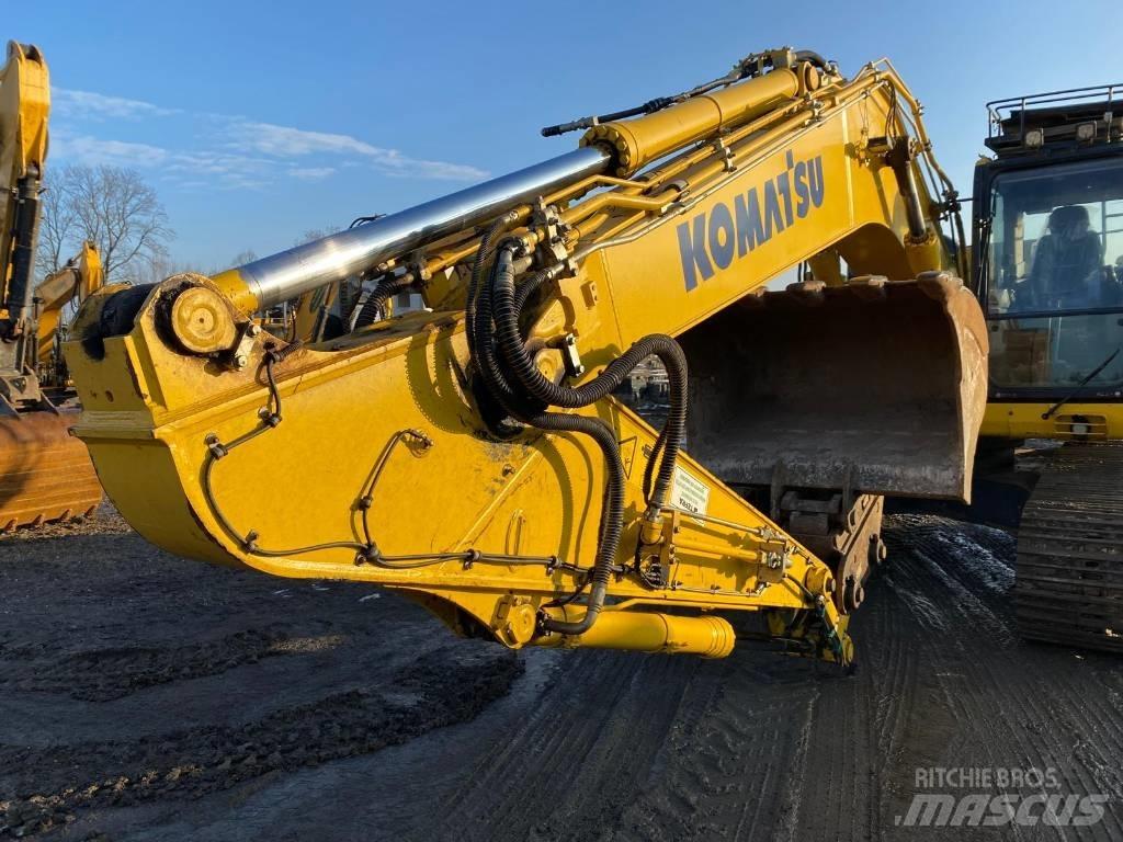 Komatsu PC 210 LC-11 Crawler excavators