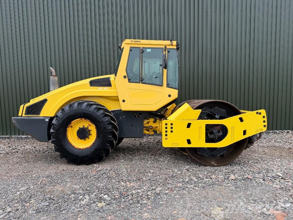 Bomag BW 213 D H-4 Single drum rollers