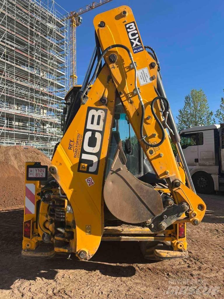 JCB 3 CX Mini excavators  7t - 12t