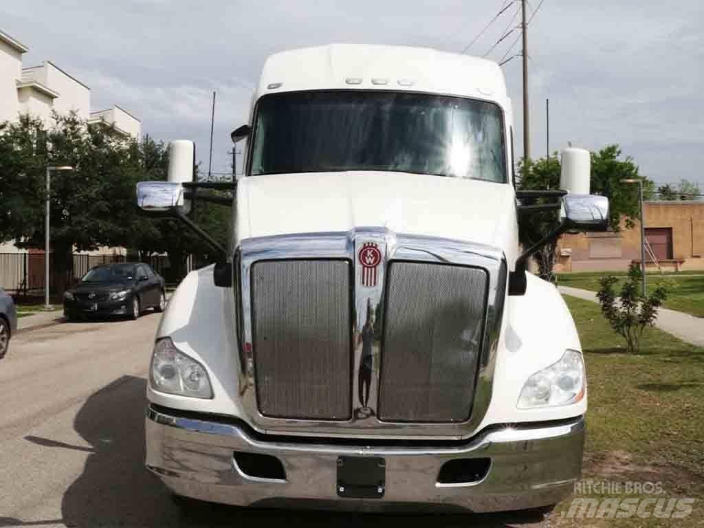 Kenworth T 680 Prime Movers