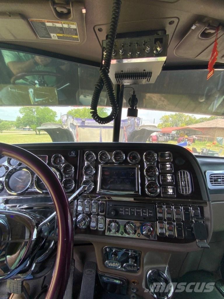 Peterbilt 389 Prime Movers