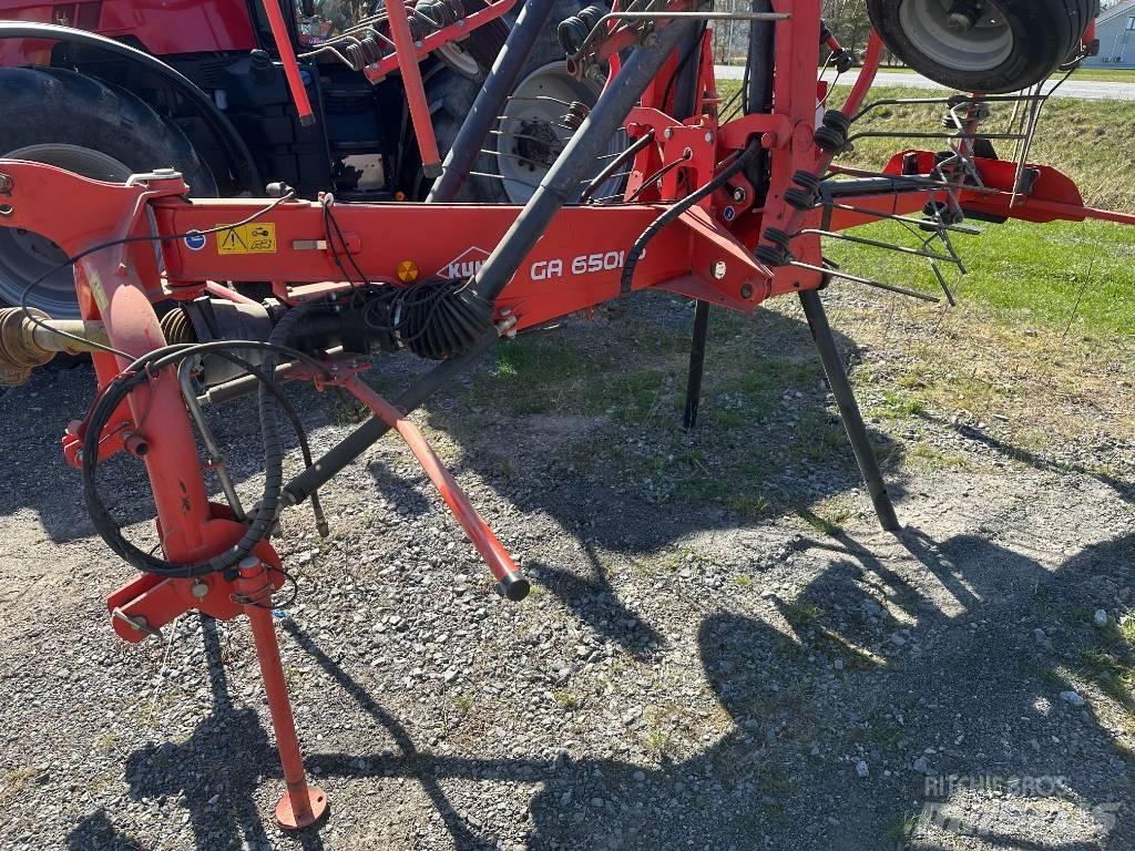 Kuhn GA 6501 P Windrowers