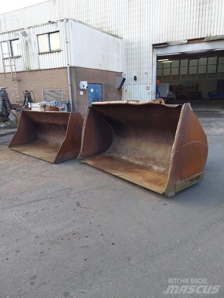 Komatsu WA 470 Buckets