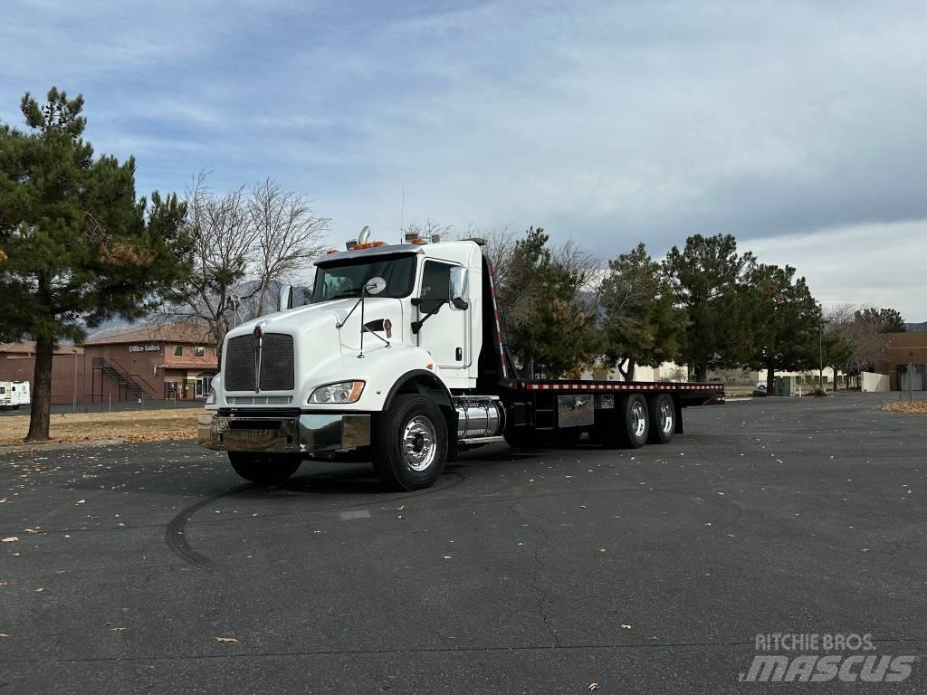 Kenworth T440 Recovery vehicles