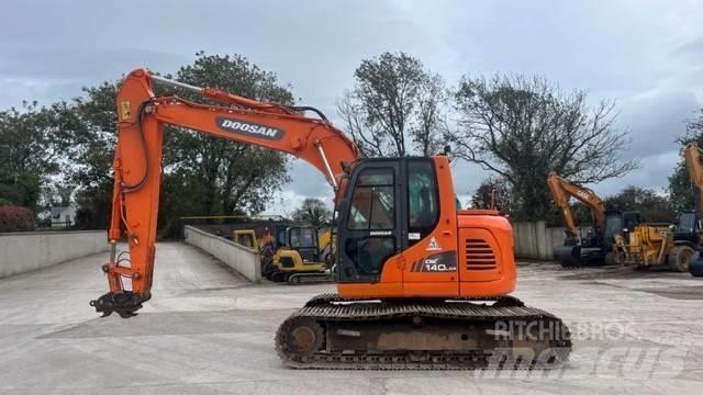 Doosan DX 140 Crawler excavators