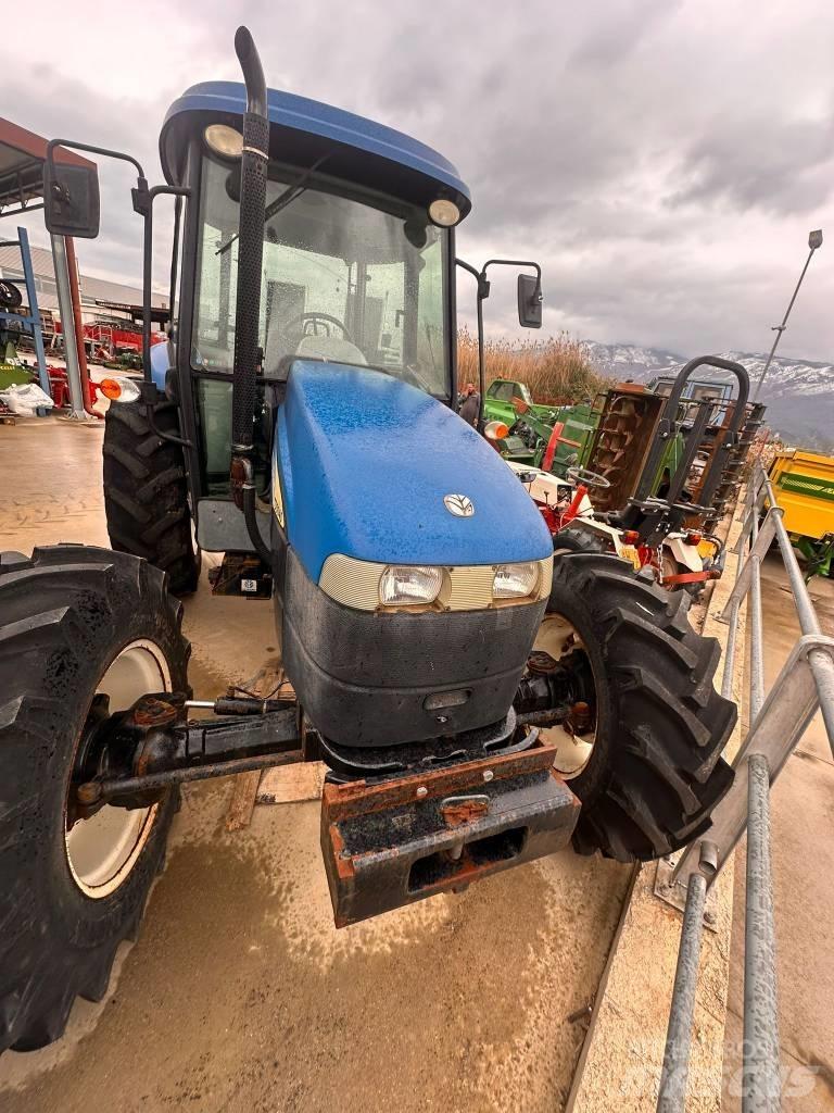 New Holland TD 5040 Tractors