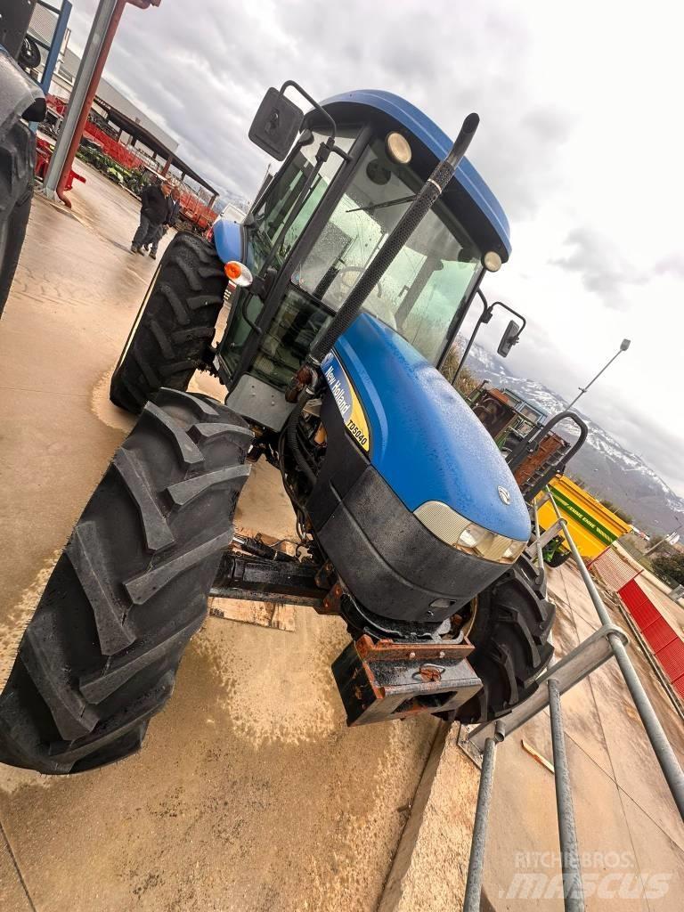 New Holland TD 5040 Tractors