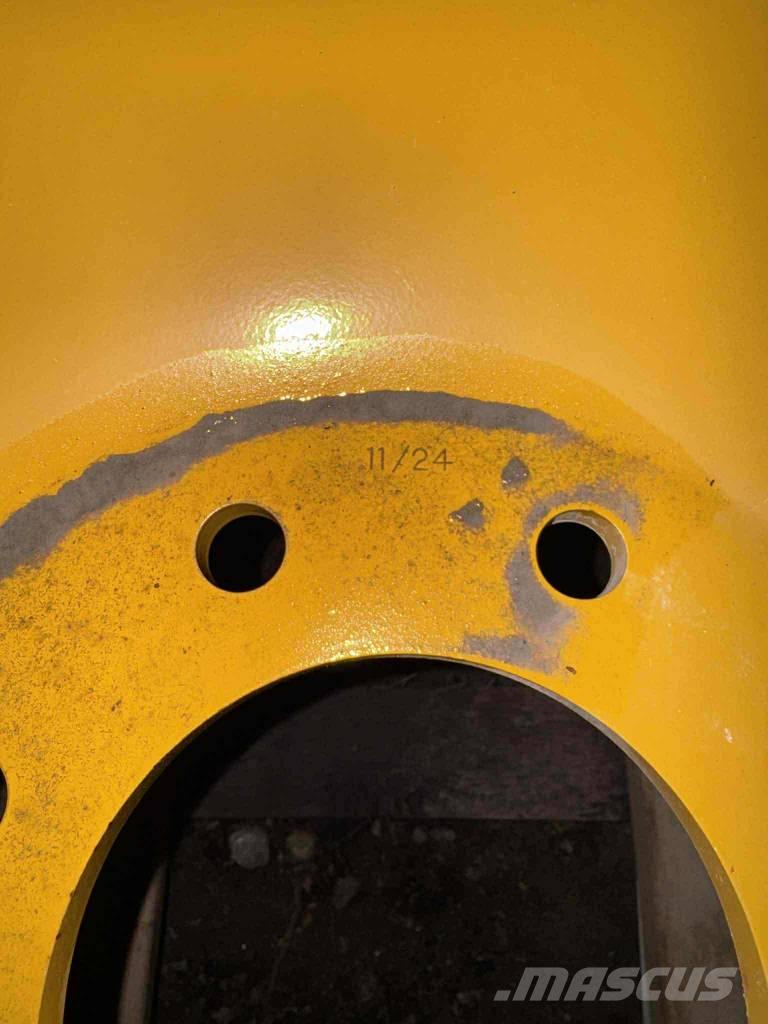 CAT CS 563 	6R4385 Axles