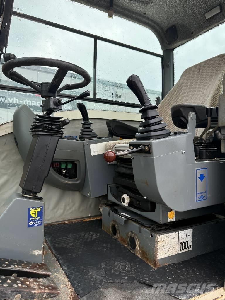 Terex TW 110 Wheeled excavators