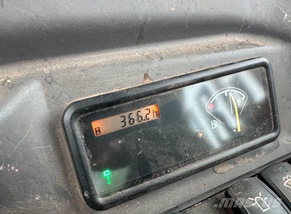 Volvo EC 27 D Mini excavators < 7t (Mini diggers)