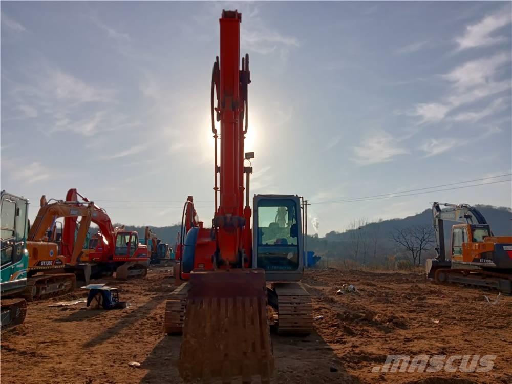 Hitachi ZX135US Crawler excavators