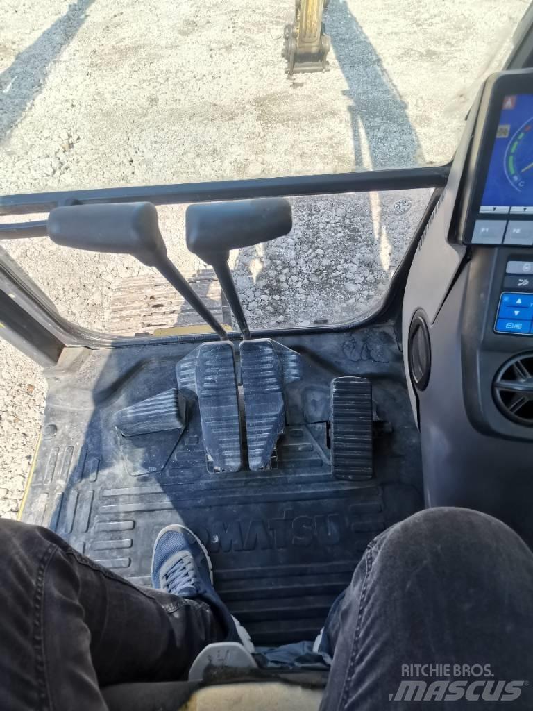 Komatsu PC 240 Crawler excavators