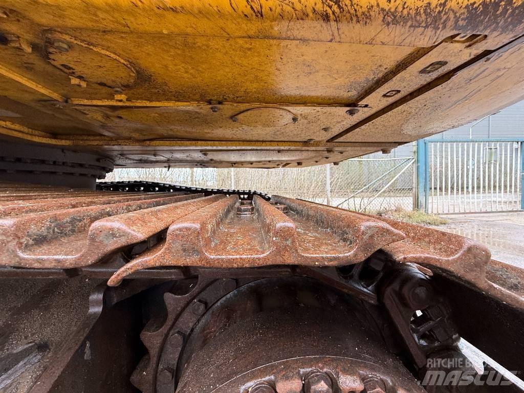 Komatsu HB 215 LC-2 Crawler excavators