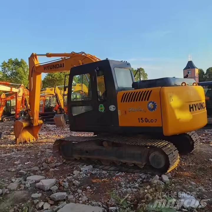 Hyundai 150LC-7 Crawler excavators