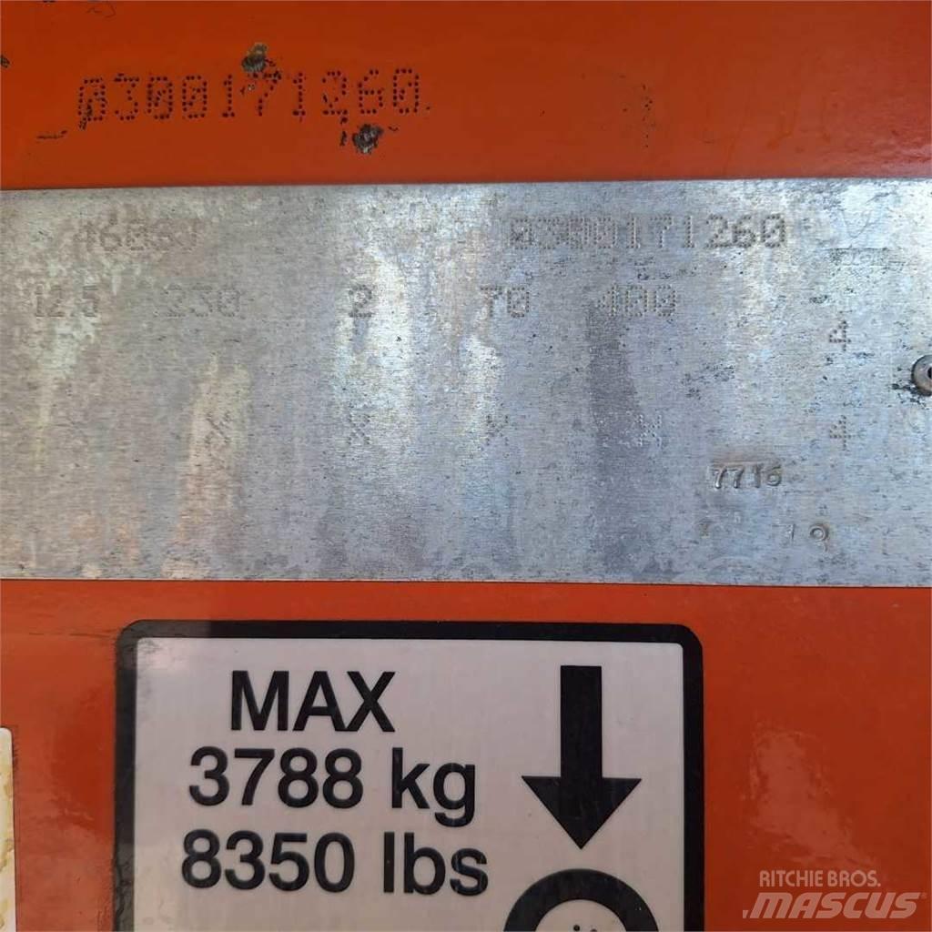 JLG 460SJ Telescopic boom lifts
