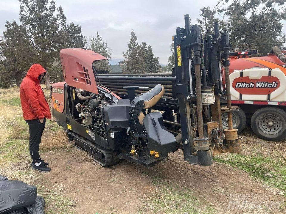 Ditch Witch JT20 Horizontal drilling rigs