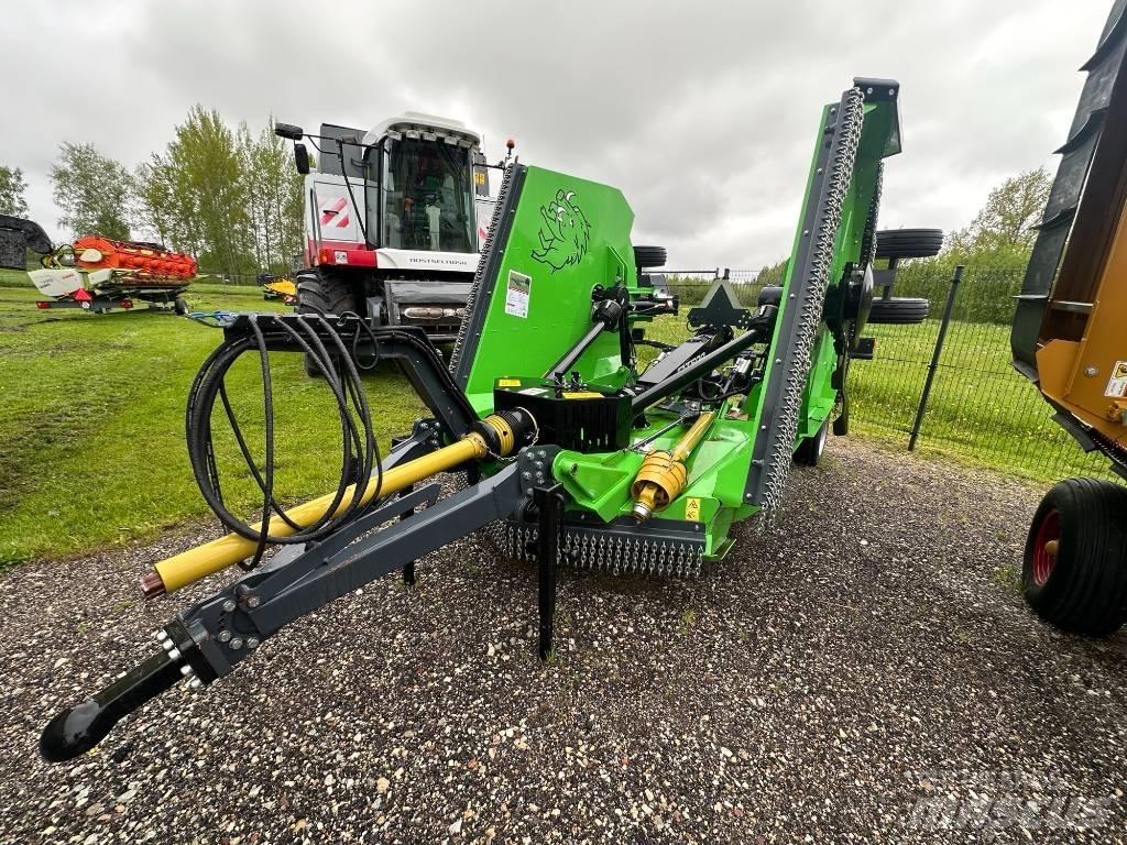 Razorback RT500 Mowers