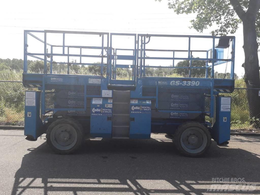 Genie GS 3390 Scissor lifts