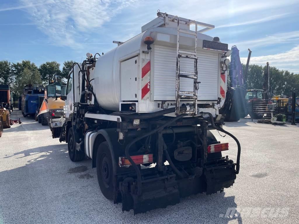 Unimog U20 Bluetec 5 Bitumen sprayers