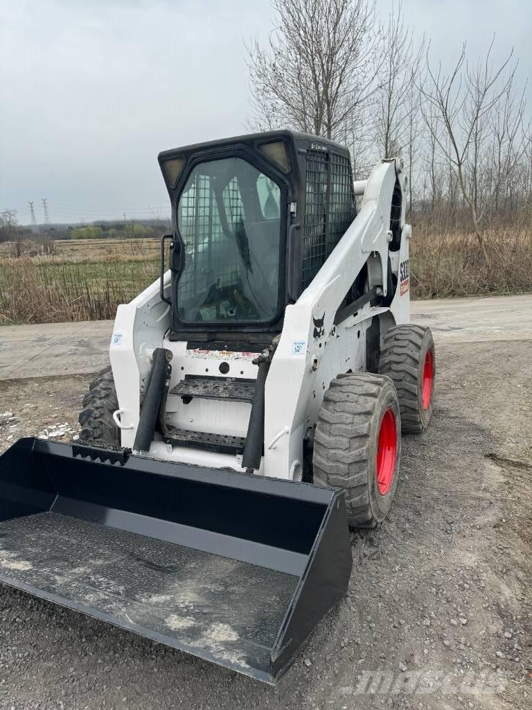 Bobcat S 300 Skid steer loaders