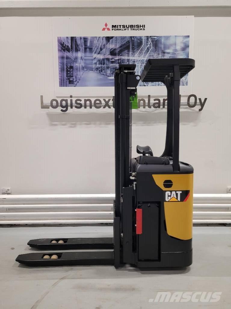 CAT NSR 16NI Self propelled stackers