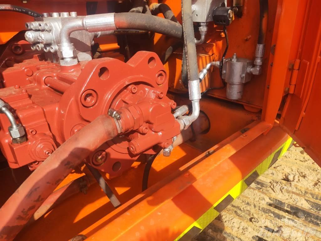 Doosan DH220LC-7 Crawler excavators