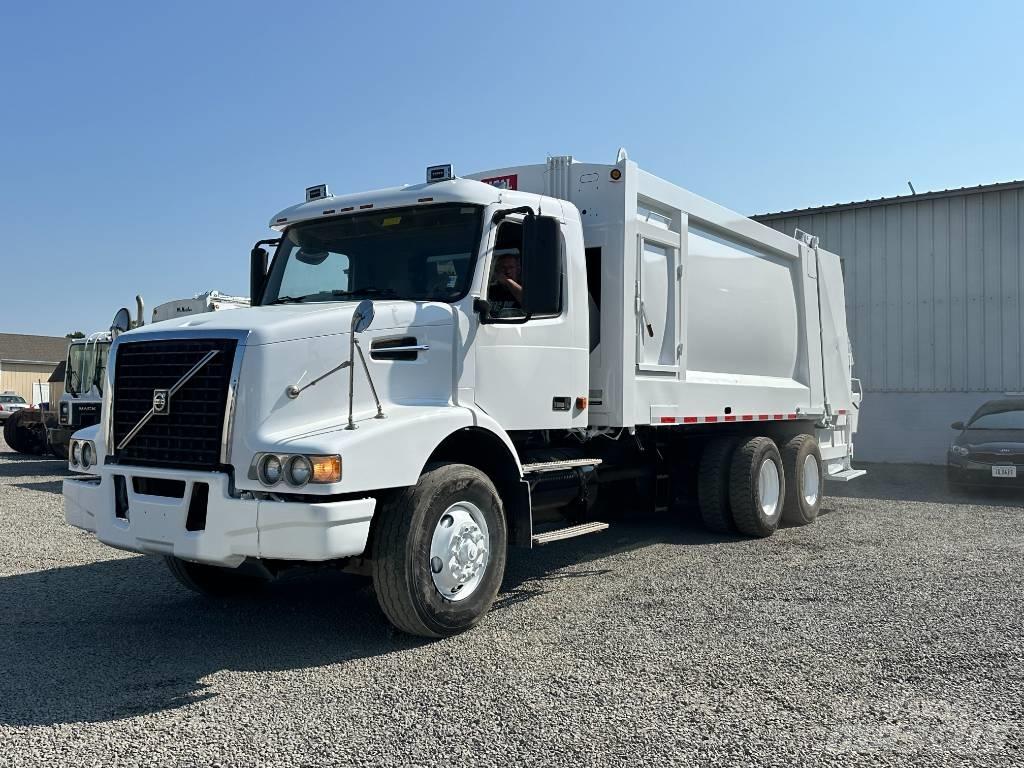 Volvo VHD Waste trucks