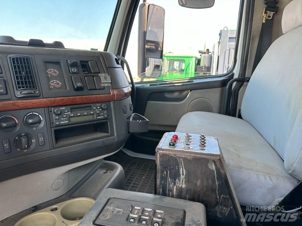 Volvo VHD Waste trucks