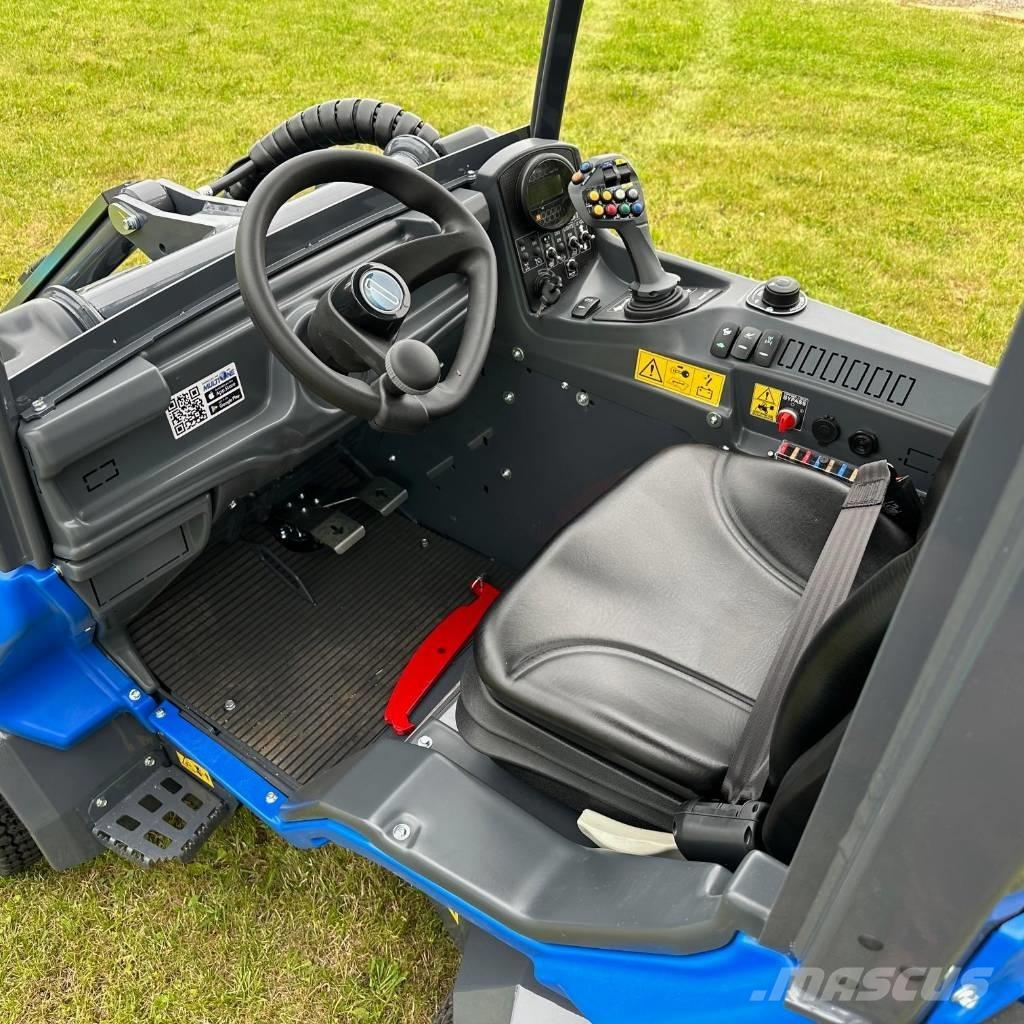 Multione 6.3 iDs Compact tractors