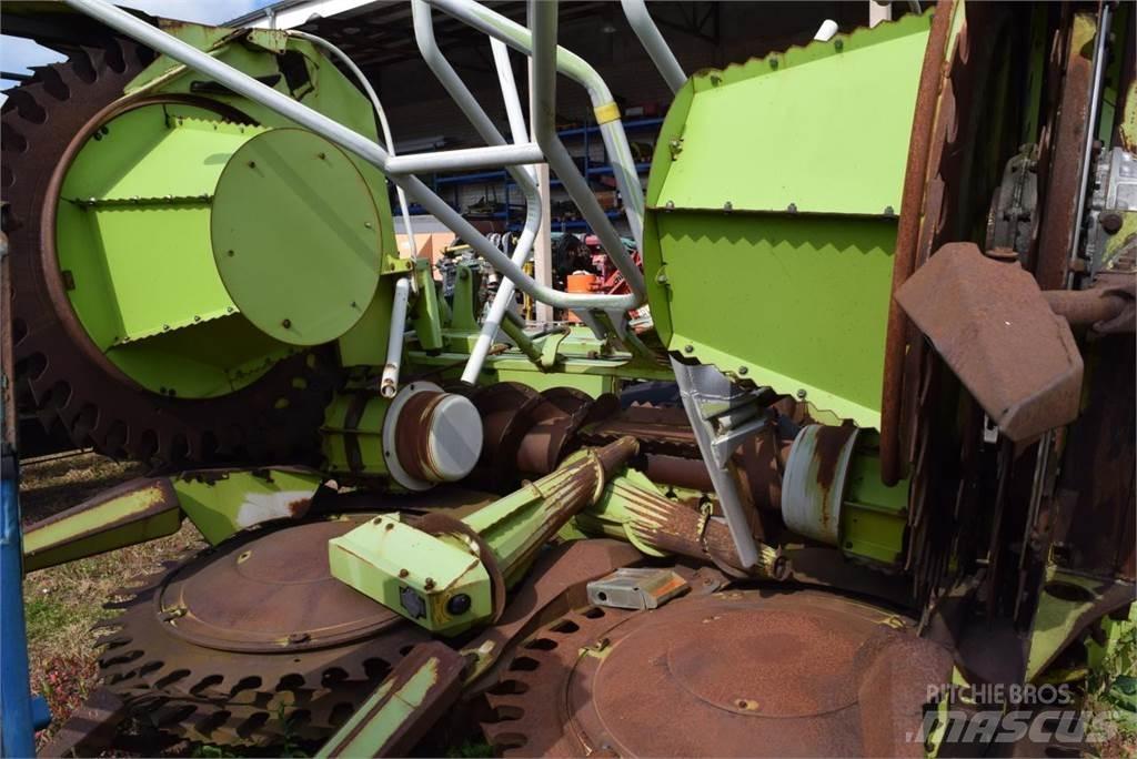 CLAAS RU 600 Other forage harvesting equipment