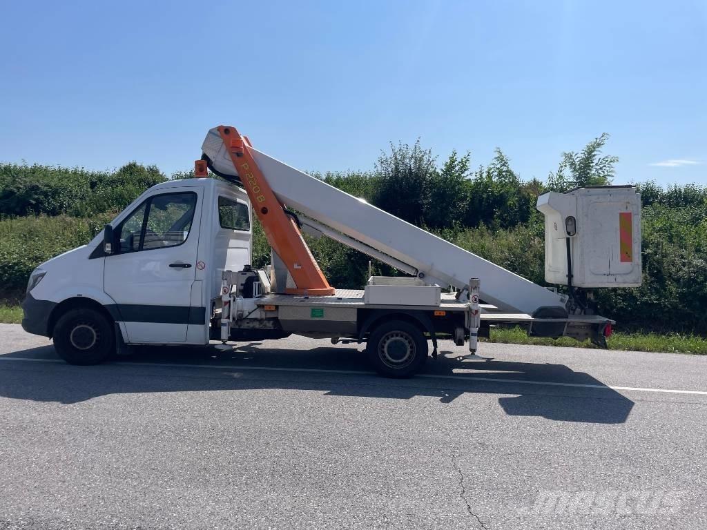 Palfinger P 220 B Truck mounted platforms